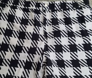 New Men's "Solid & Striped" Weekend Short